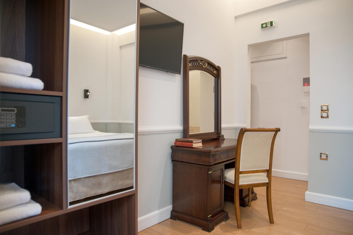 Acropolis Ami Boutique Hotel Athens Exterior photo